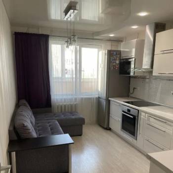 Сдается 1-комнатная квартира, 47 м²