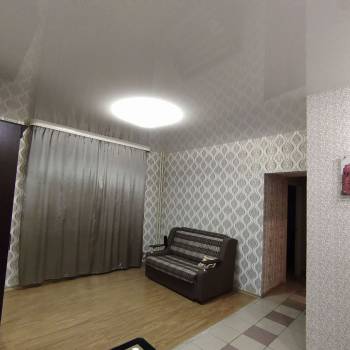 Продается 1-комнатная квартира, 40 м²