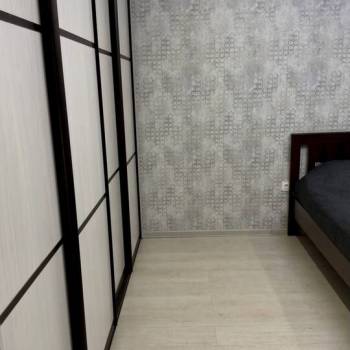 Продается 1-комнатная квартира, 41 м²