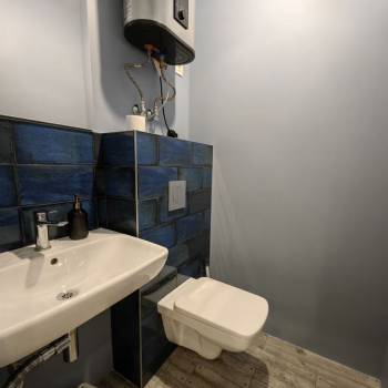 Сдается 2-х комнатная квартира, 82 м²