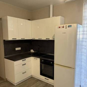 Продается 1-комнатная квартира, 49,7 м²