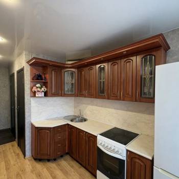 Продается Многокомнатная квартира, 70,6 м²