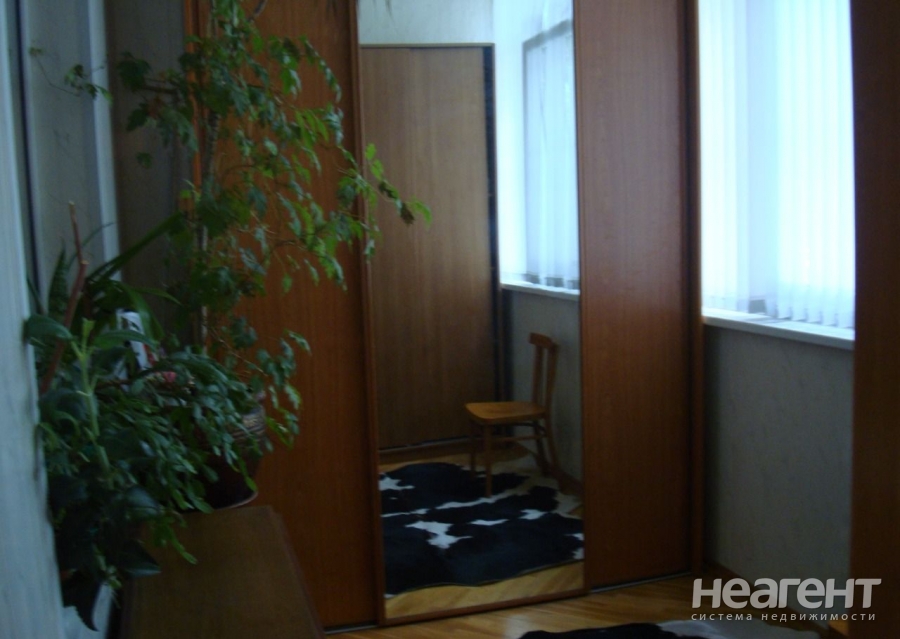 Продается 3-х комнатная квартира, 111 м²