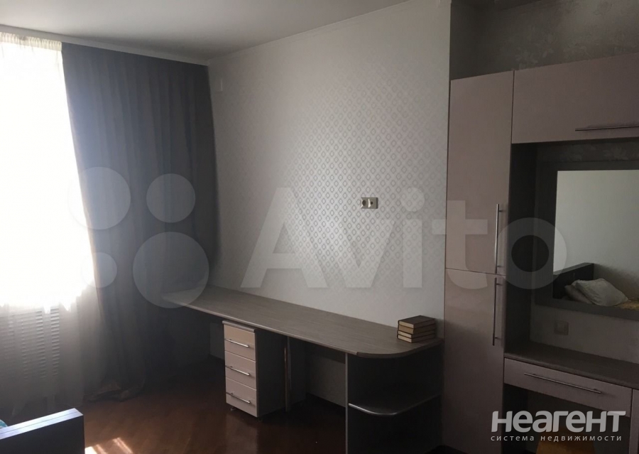 Продается 3-х комнатная квартира, 100 м²