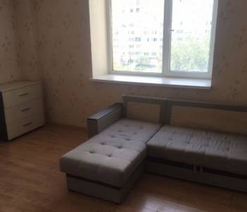 Сдается 1-комнатная квартира, 64 м²