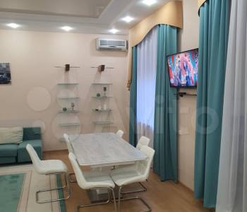 Продается 2-х комнатная квартира, 100 м²