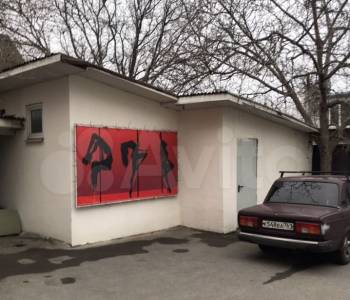 Сдается Нежилое помещение, 260 м²