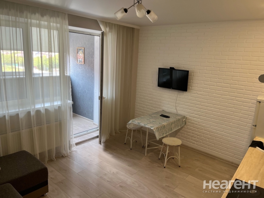 Сдается 1-комнатная квартира, 30 м²