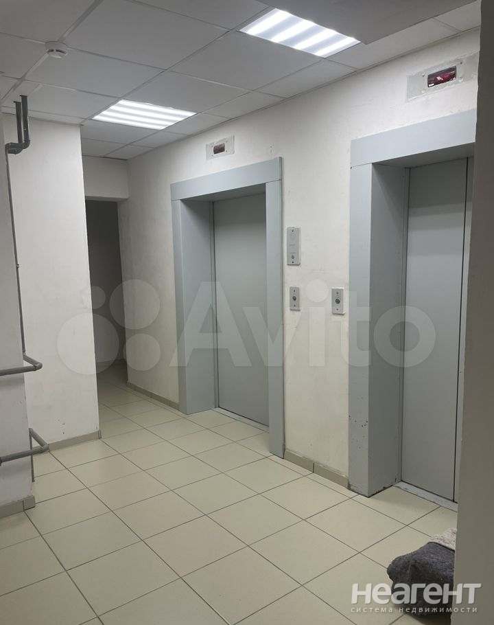 Продается 2-х комнатная квартира, 84,1 м²