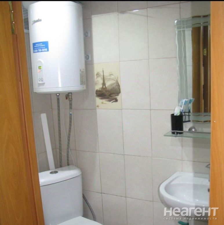 Продается 1-комнатная квартира, 38 м²