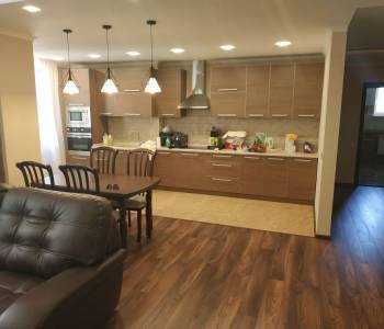 Продается 3-х комнатная квартира, 117 м²