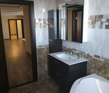 Продается 3-х комнатная квартира, 117 м²