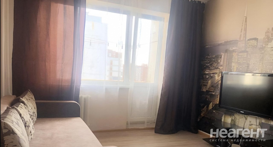 Продается 1-комнатная квартира, 35 м²