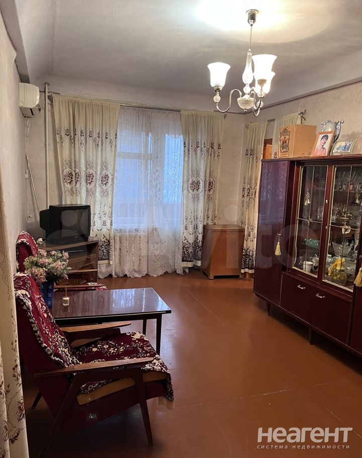 Продается 3-х комнатная квартира, 48,6 м²