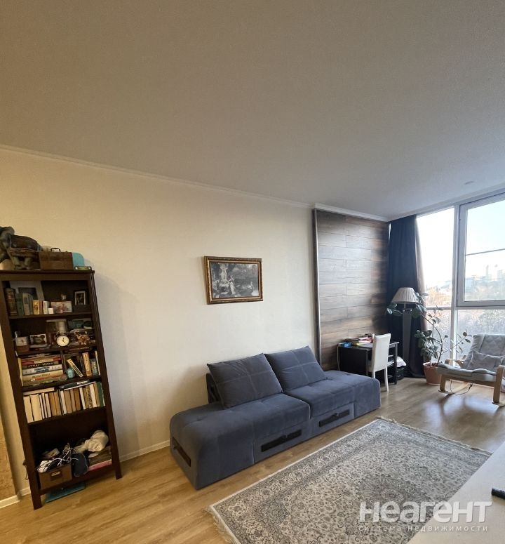 Продается 2-х комнатная квартира, 56 м²