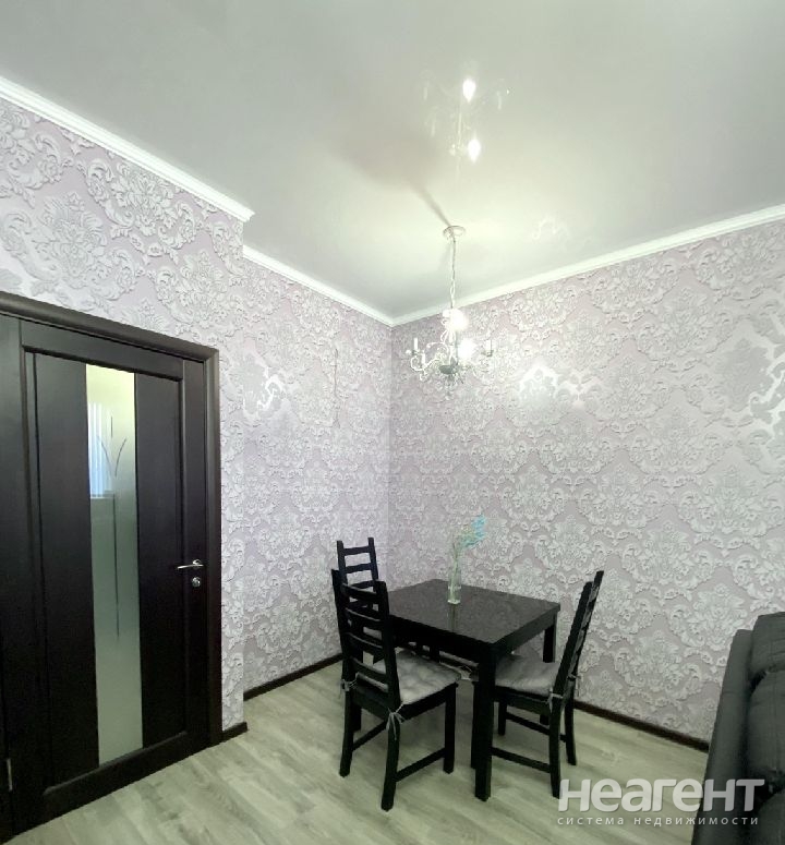 Продается 3-х комнатная квартира, 102 м²