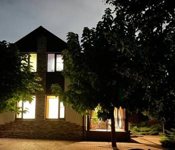 Продается Дом, 182 м²