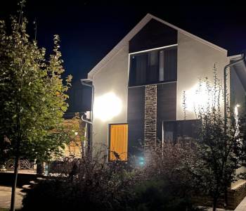 Продается Дом, 182 м²