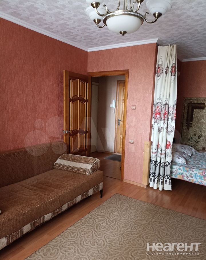 Сдается 1-комнатная квартира, 36 м²