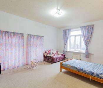 Продается Дом, 280 м²