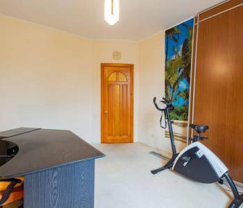 Продается Дом, 280 м²