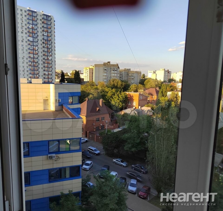 Продается 1-комнатная квартира, 45 м²