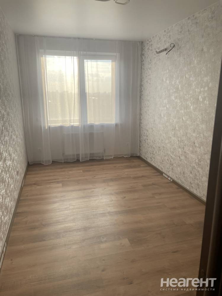 Продается 1-комнатная квартира, 36 м²