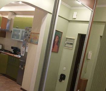 Продается 1-комнатная квартира, 43 м²