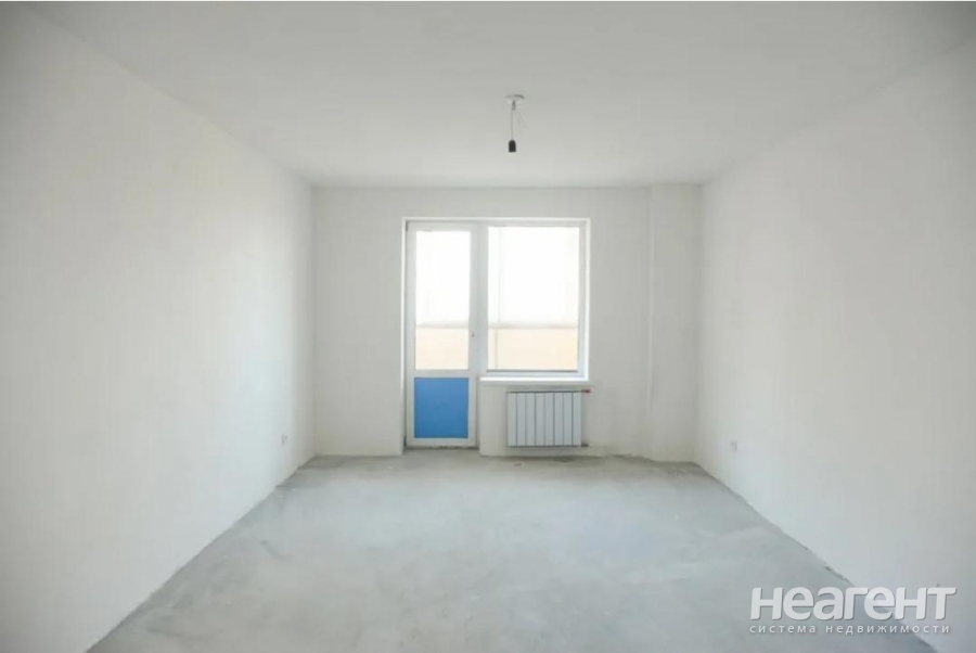 Продается 1-комнатная квартира, 37 м²