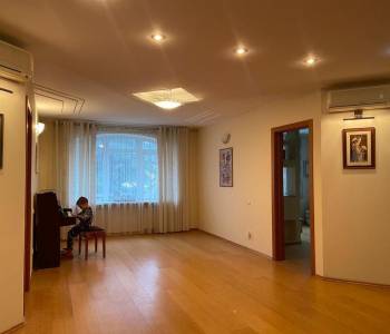 Продается Дом, 356 м²