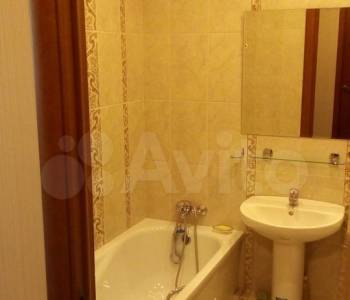 Сдается 1-комнатная квартира, 42 м²