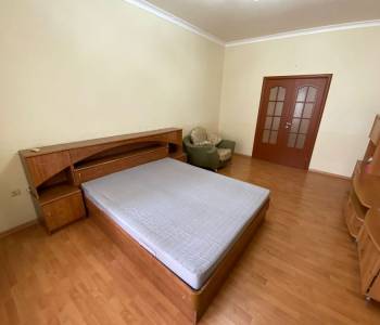 Продается 2-х комнатная квартира, 80 м²