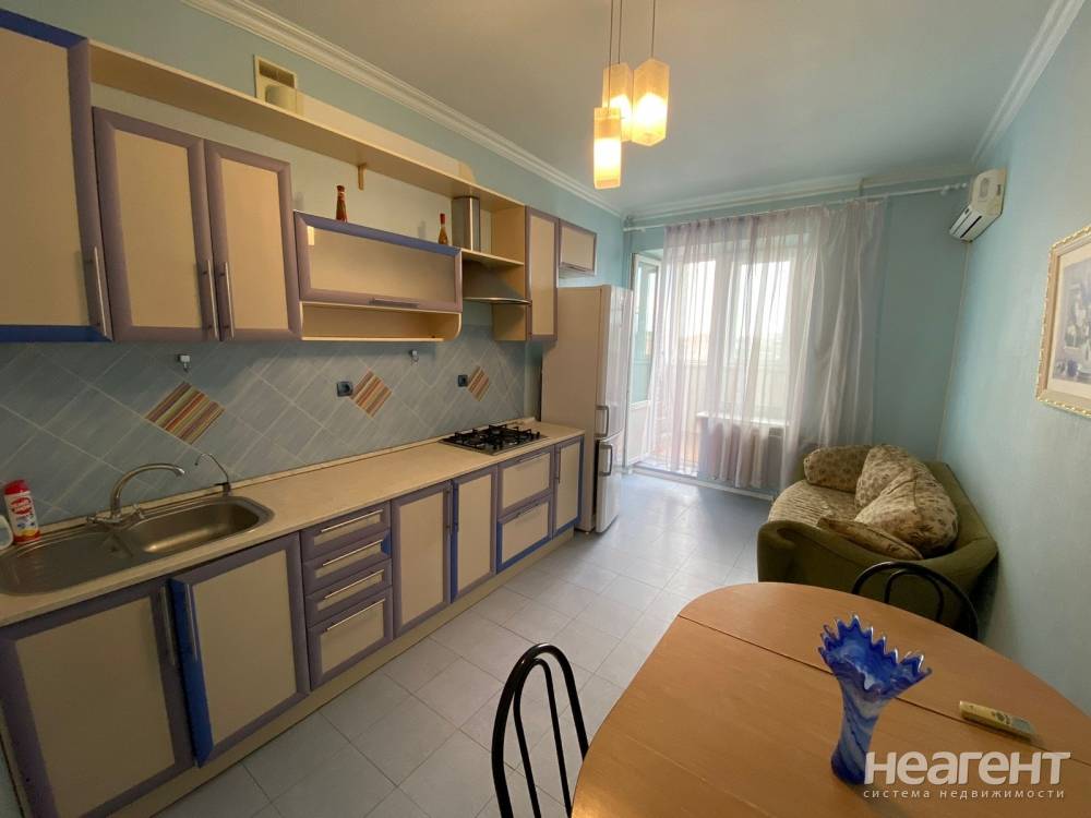 Продается 2-х комнатная квартира, 80 м²