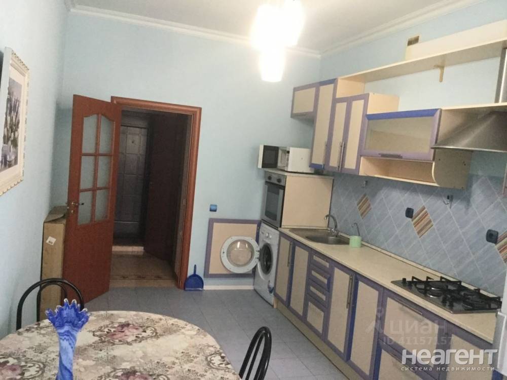 Продается 2-х комнатная квартира, 80 м²