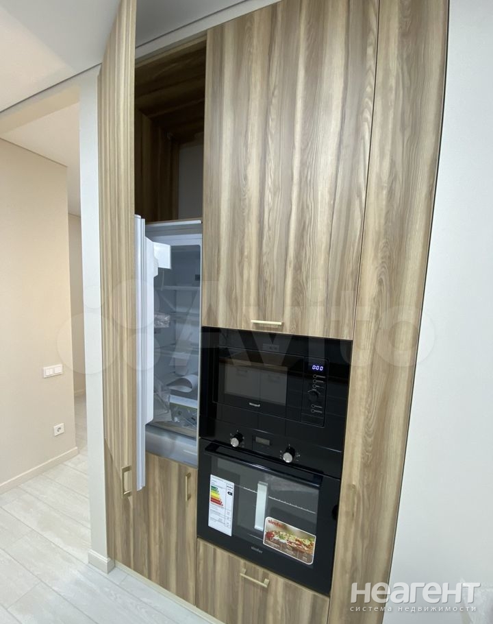 Продается 2-х комнатная квартира, 57 м²