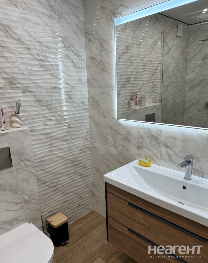 Продается 2-х комнатная квартира, 65 м²