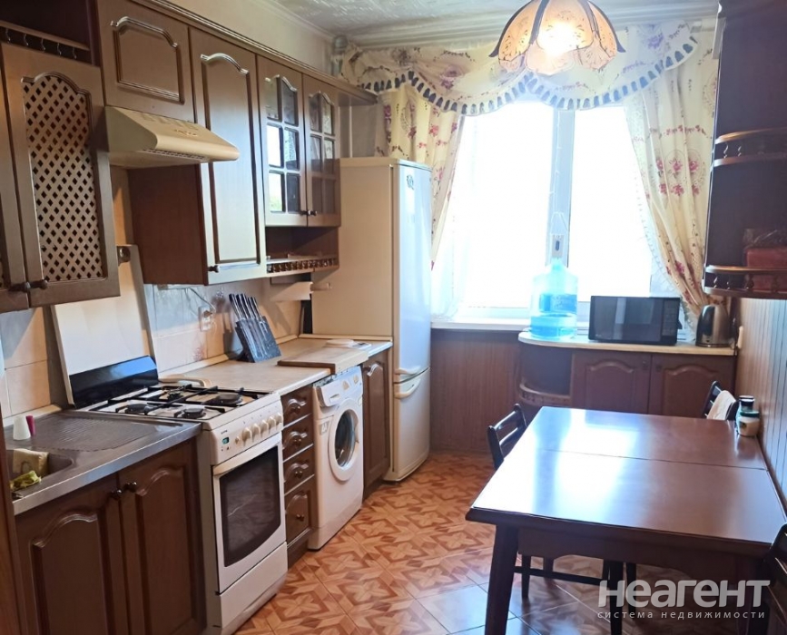 Продается 3-х комнатная квартира, 64 м²