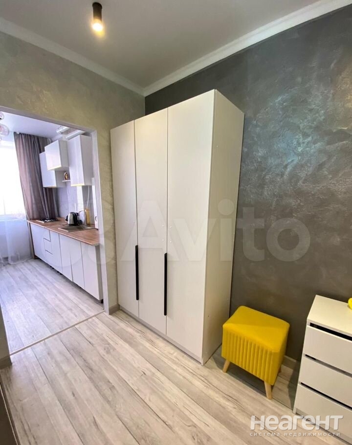 Продается 1-комнатная квартира, 27 м²