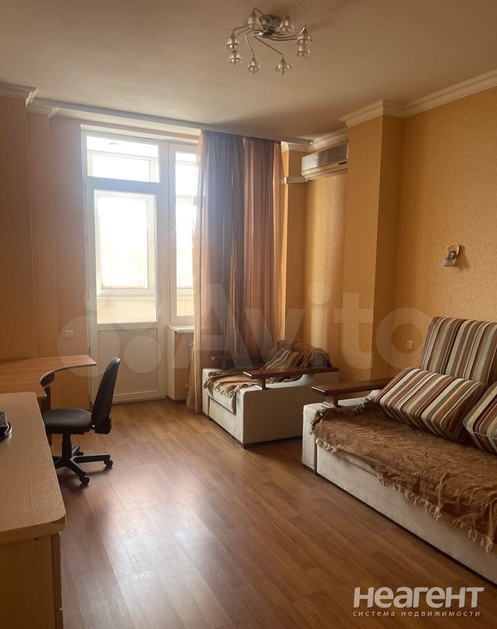 Продается 3-х комнатная квартира, 126,6 м²