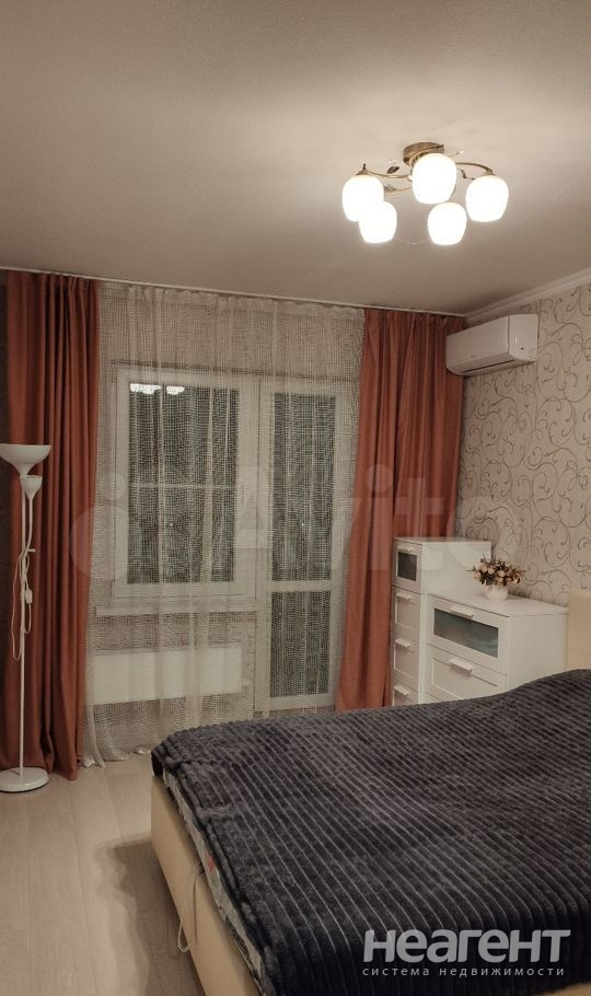 Продается 3-х комнатная квартира, 64,8 м²