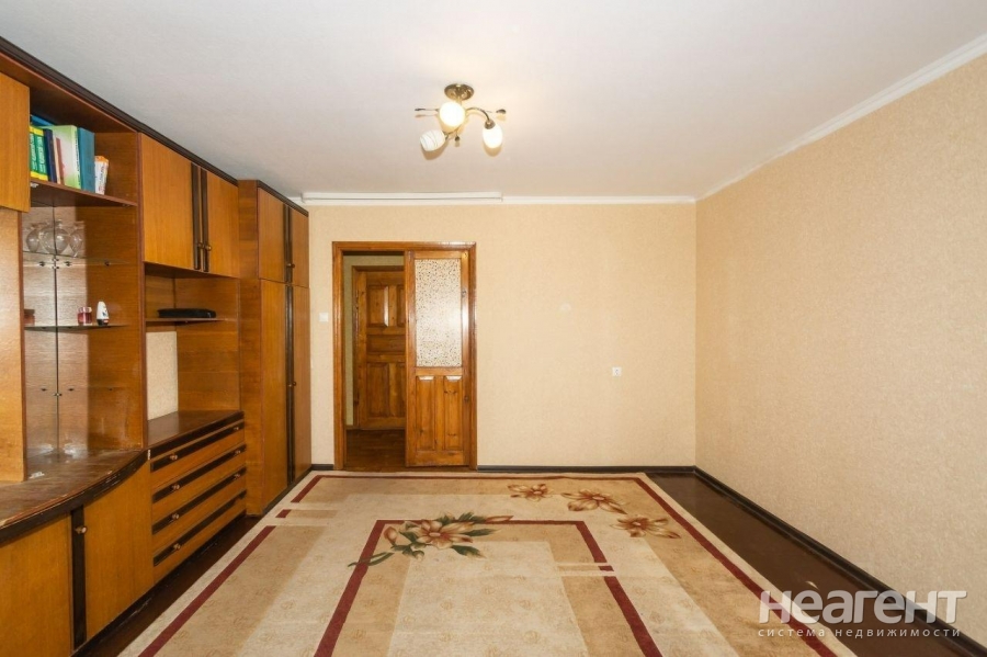 Продается 3-х комнатная квартира, 63 м²