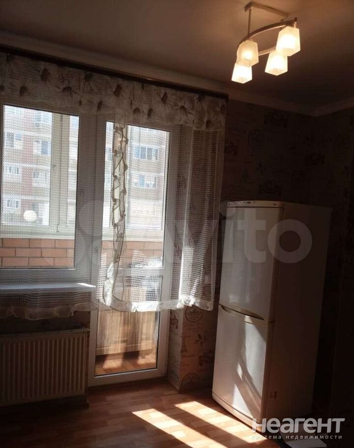 Продается 1-комнатная квартира, 32,7 м²