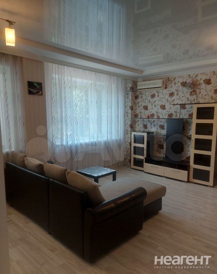 Продается 1-комнатная квартира, 39 м²