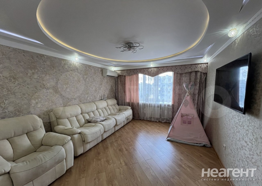 Продается 3-х комнатная квартира, 77 м²