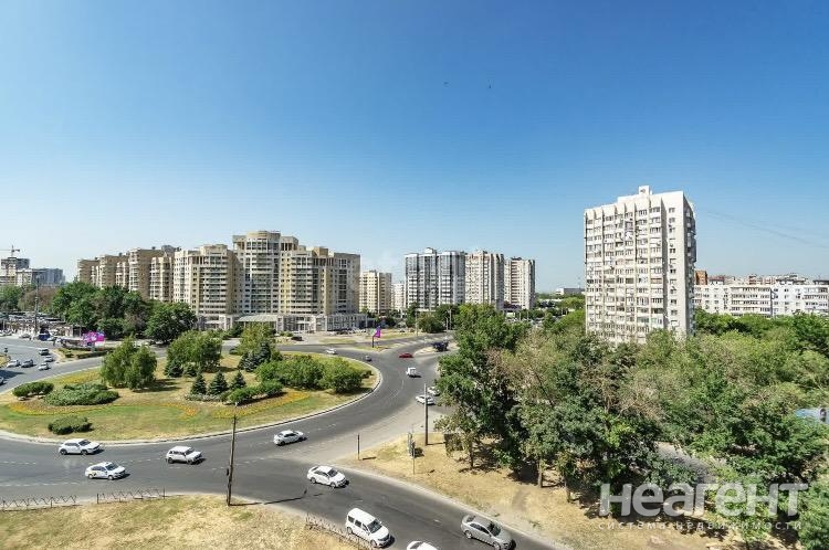 Продается Многокомнатная квартира, 116 м²