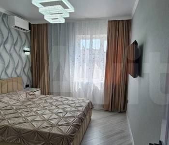 Продается Многокомнатная квартира, 79 м²