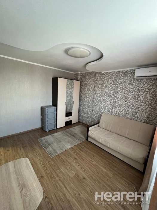 Продается 1-комнатная квартира, 27 м²