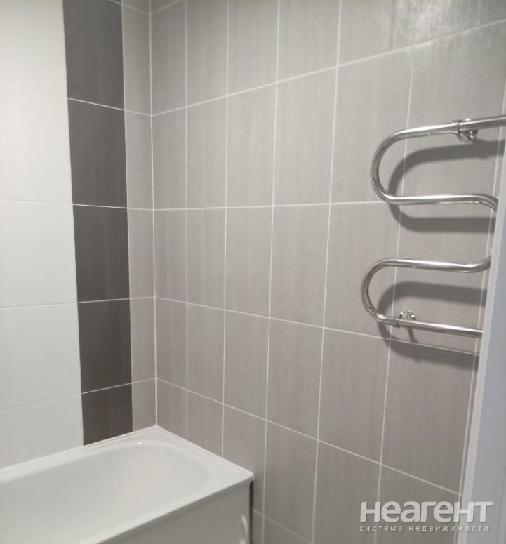 Продается 3-х комнатная квартира, 64 м²