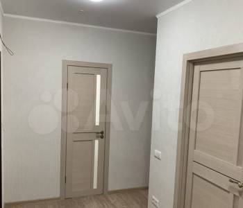 Продается 1-комнатная квартира, 37 м²