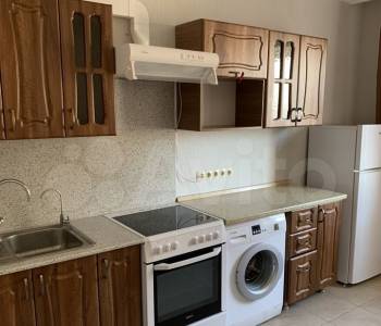 Продается 1-комнатная квартира, 37 м²